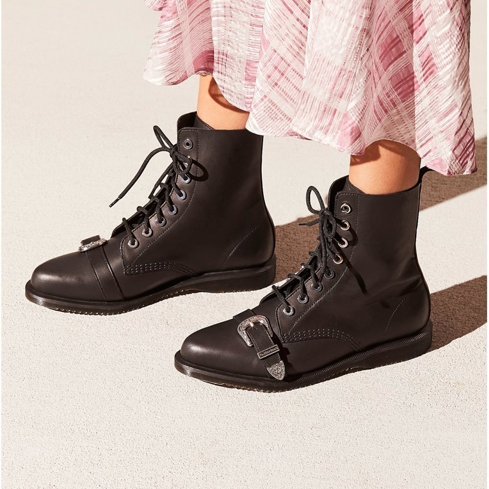 Dr Martens Ulima Black Leather Combat Buckle Boots Women's Sz. 9 US Sold Out​​​​ - Picture 13 of 14